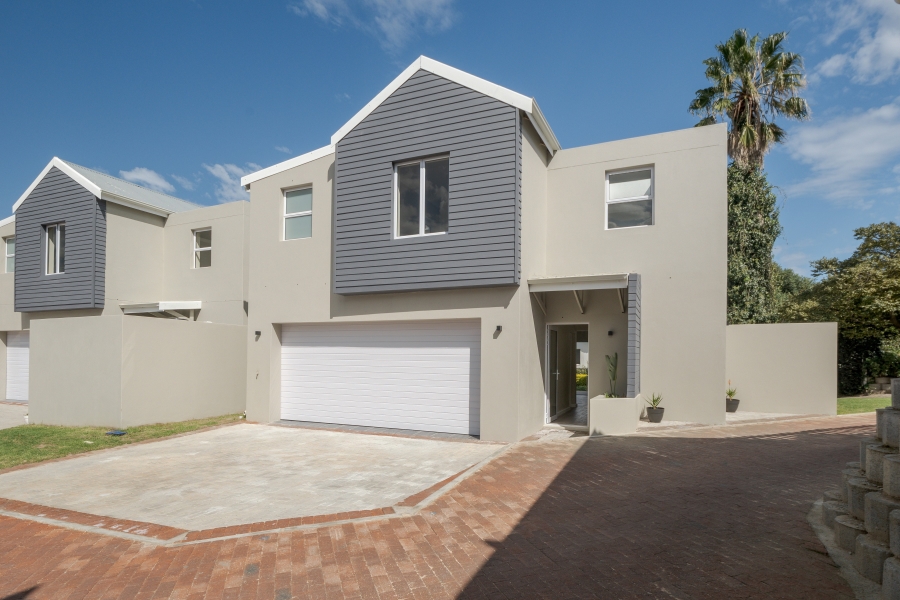 3 Bedroom Property for Sale in Costa Sarda Western Cape